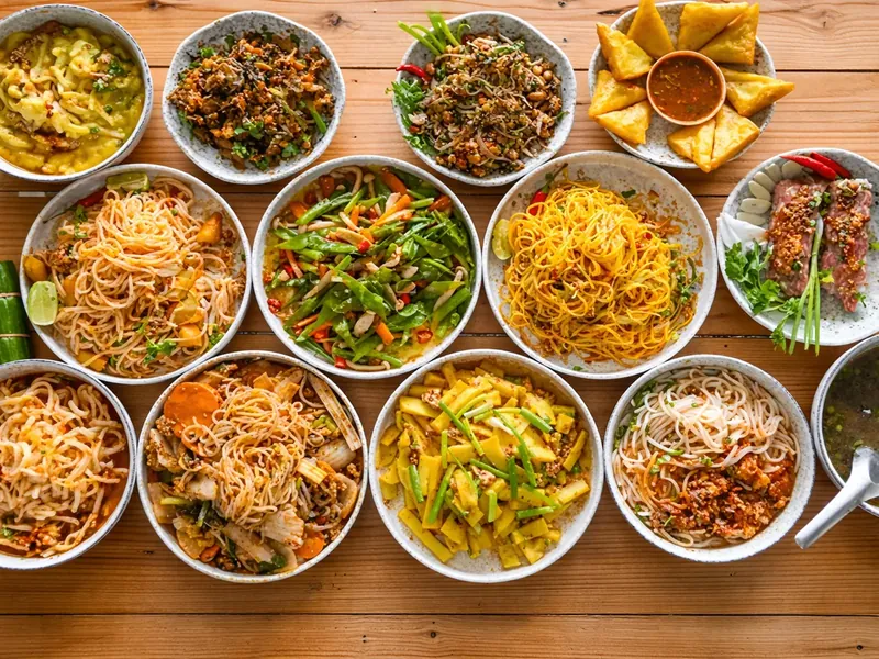 Vegetarian Burmese khow suey bowl